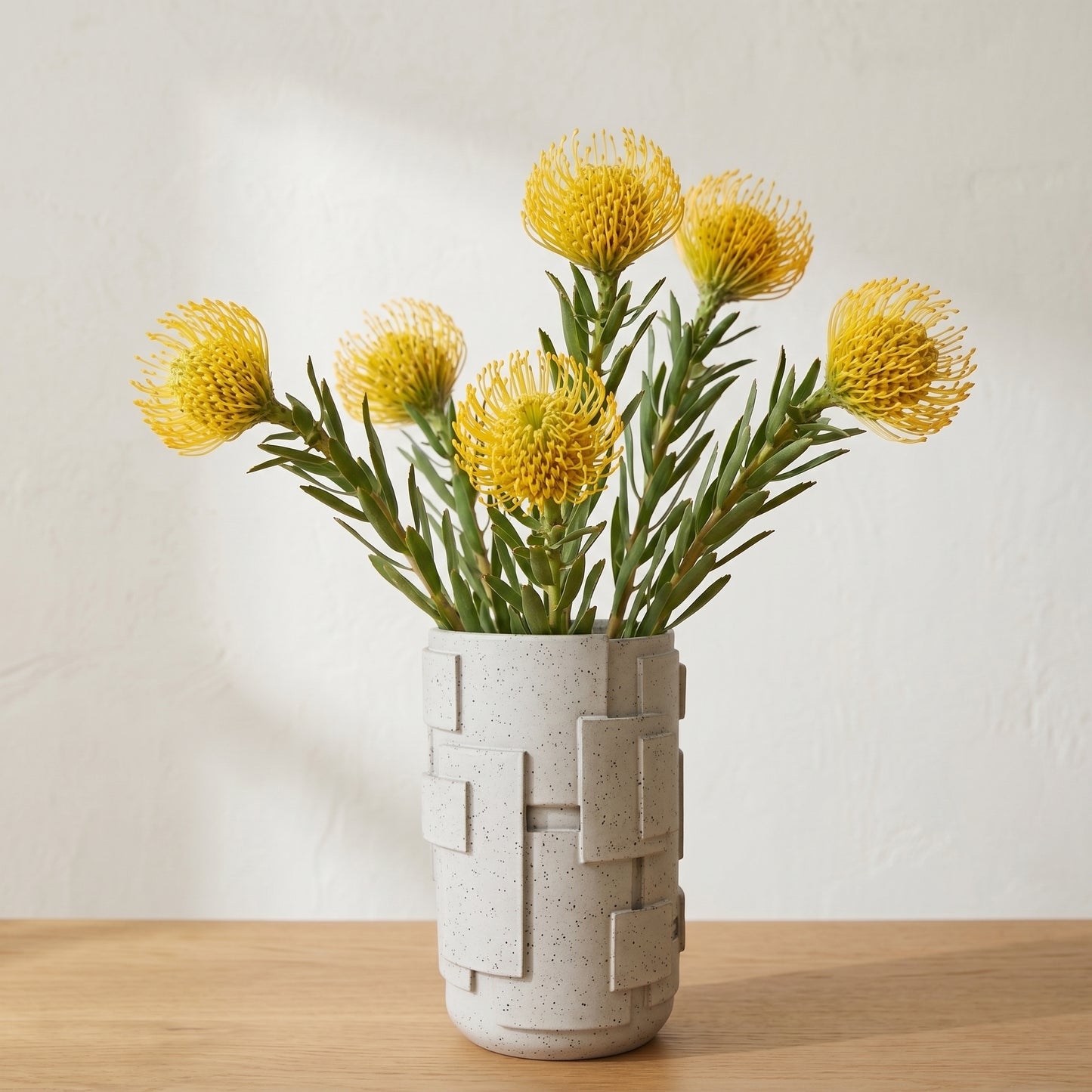 Bruno Vase - White Medium
